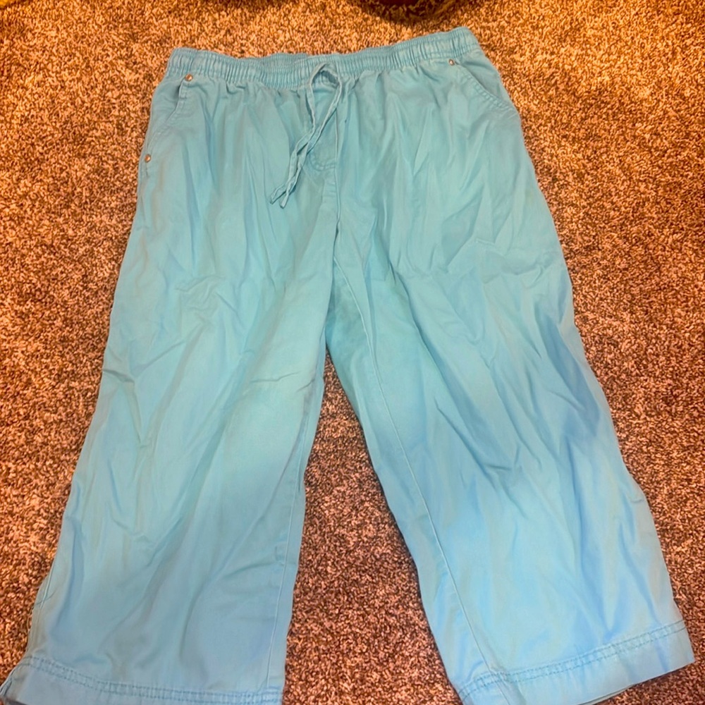 Cute capris.